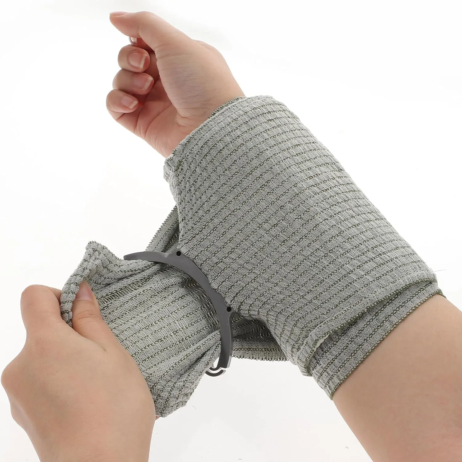 2pcs First Care H Grip Wrap Gauze Tape Training Control Trauma Bandage Wrap Packing Gauze Sport Bandage Roll Random Color