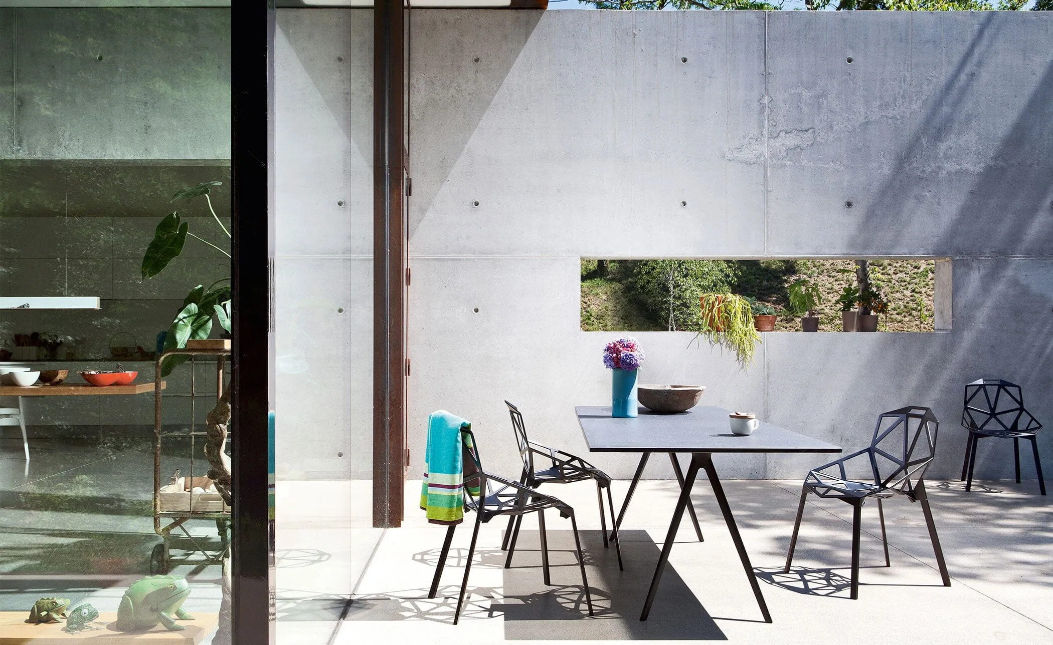 Baguette Table