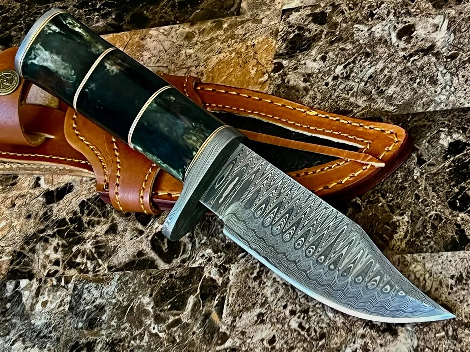 BC-307 Limited Edition - Custom Handmade Damascus Steel knife -Coloured Bone Handle
