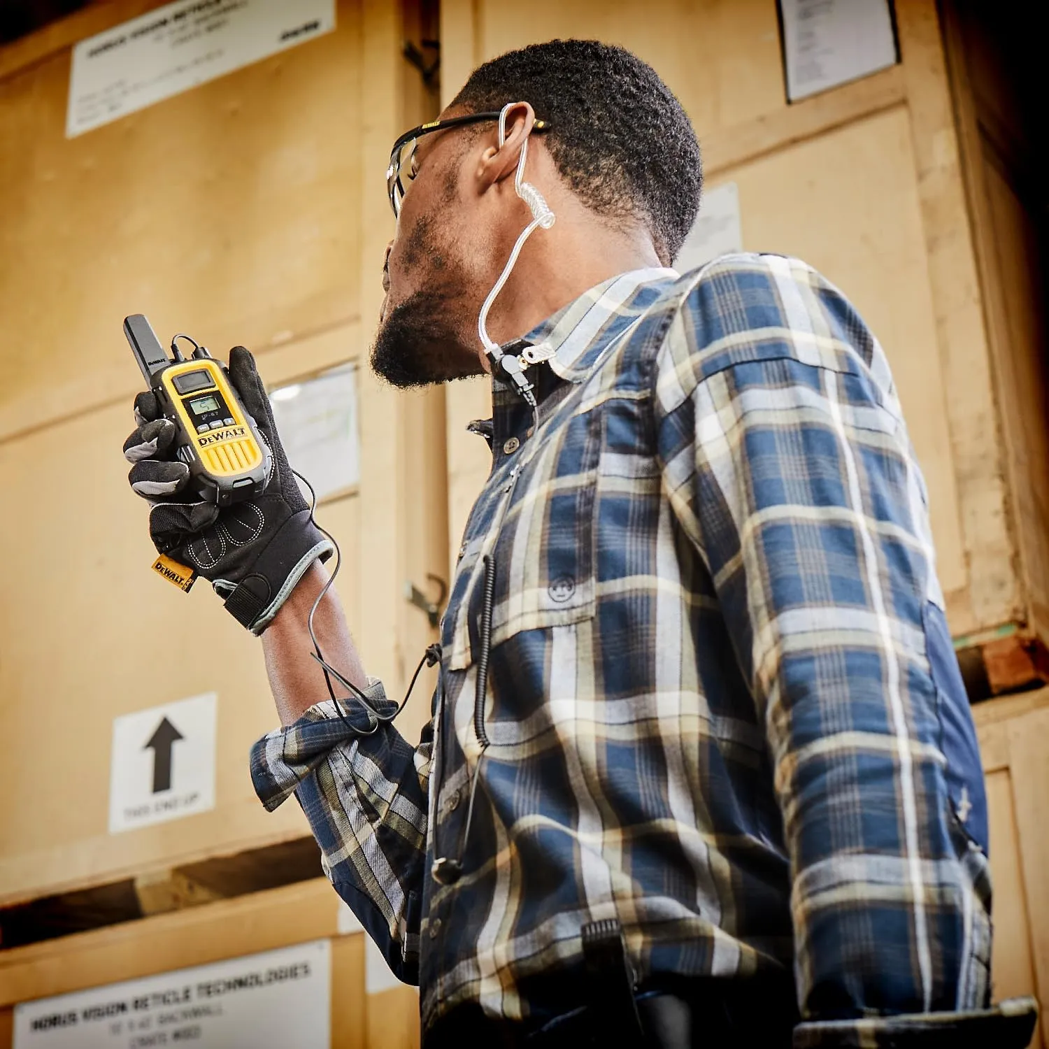 DEWALT DXFRS800 2 Watt Heavy Duty Walkie Talkies - Waterproof, Shock Resistant, Long Range & Rechargeable Two-Way Radio with VOX