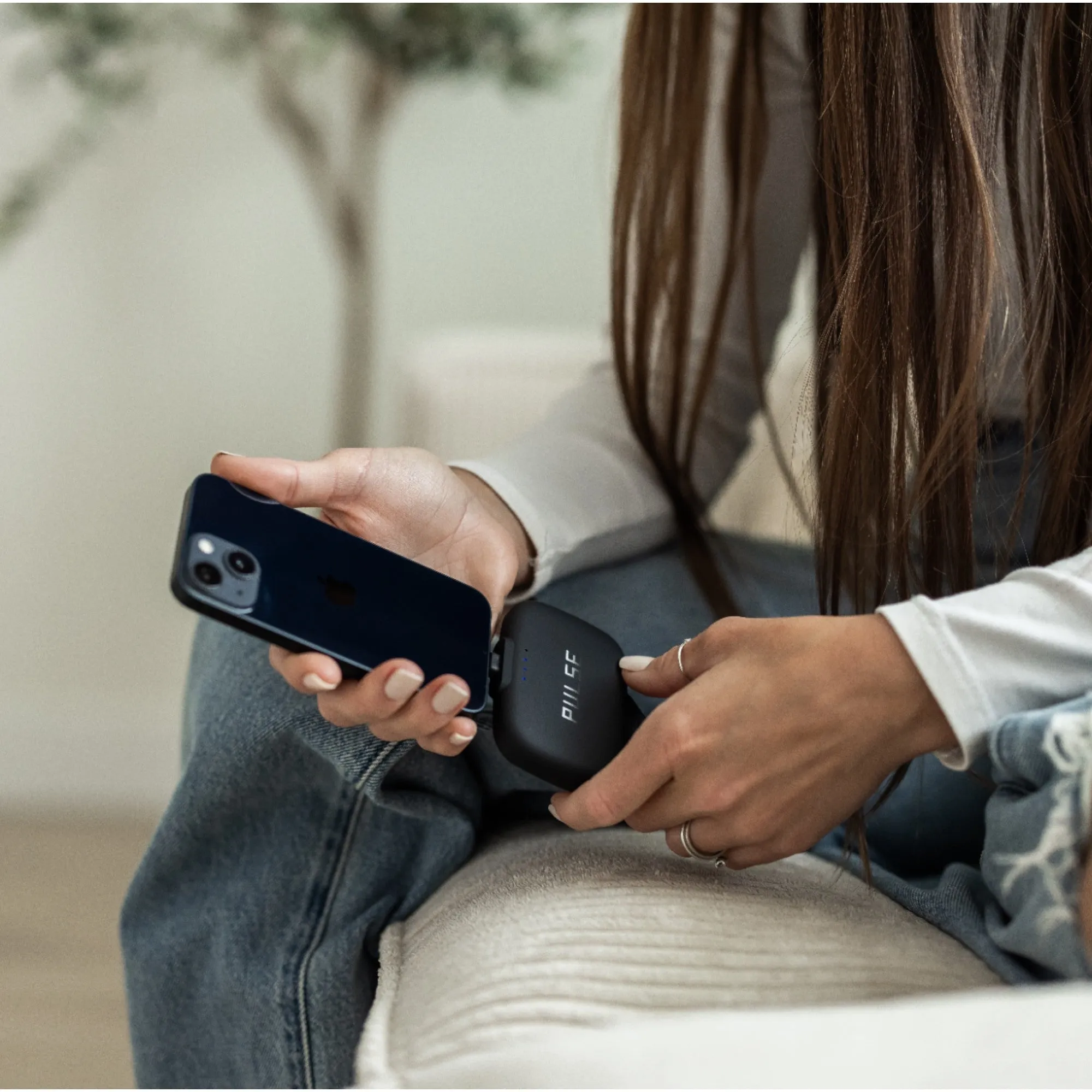 Essential Bundle – Universe, Venus & Fast Charging Cable