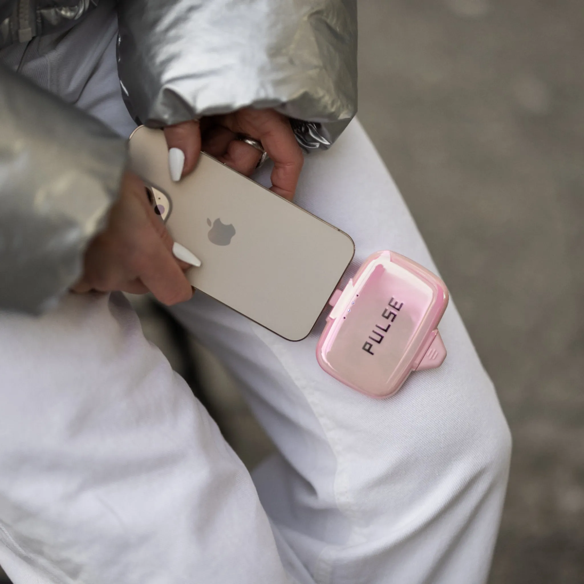Essential Bundle – Universe, Venus & Fast Charging Cable