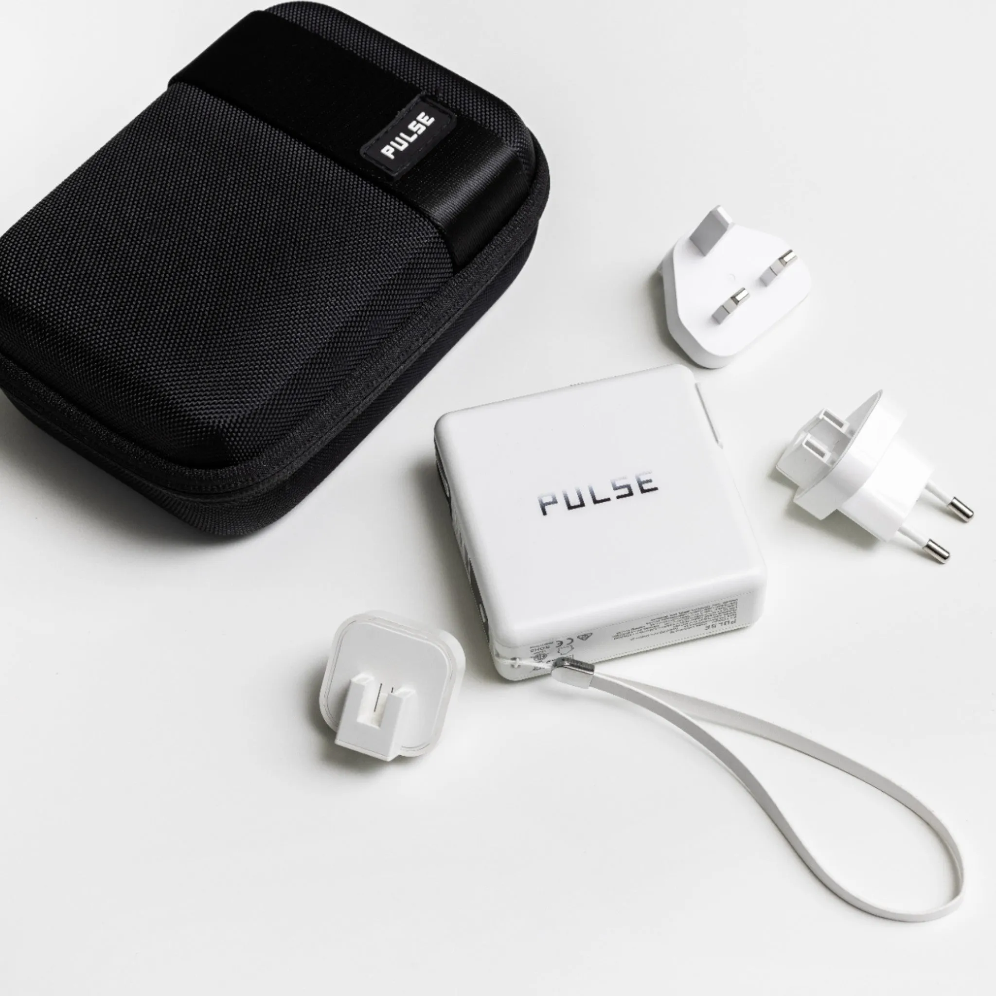 Essential Bundle – Universe, Venus & Fast Charging Cable