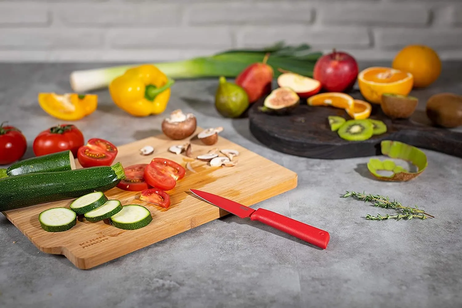 Kuhn Rikon COLORI  Mixed Knife Set with Non-Stick Coating and Safety Sheaths, Set of 3, Green, Red and Dark Grey