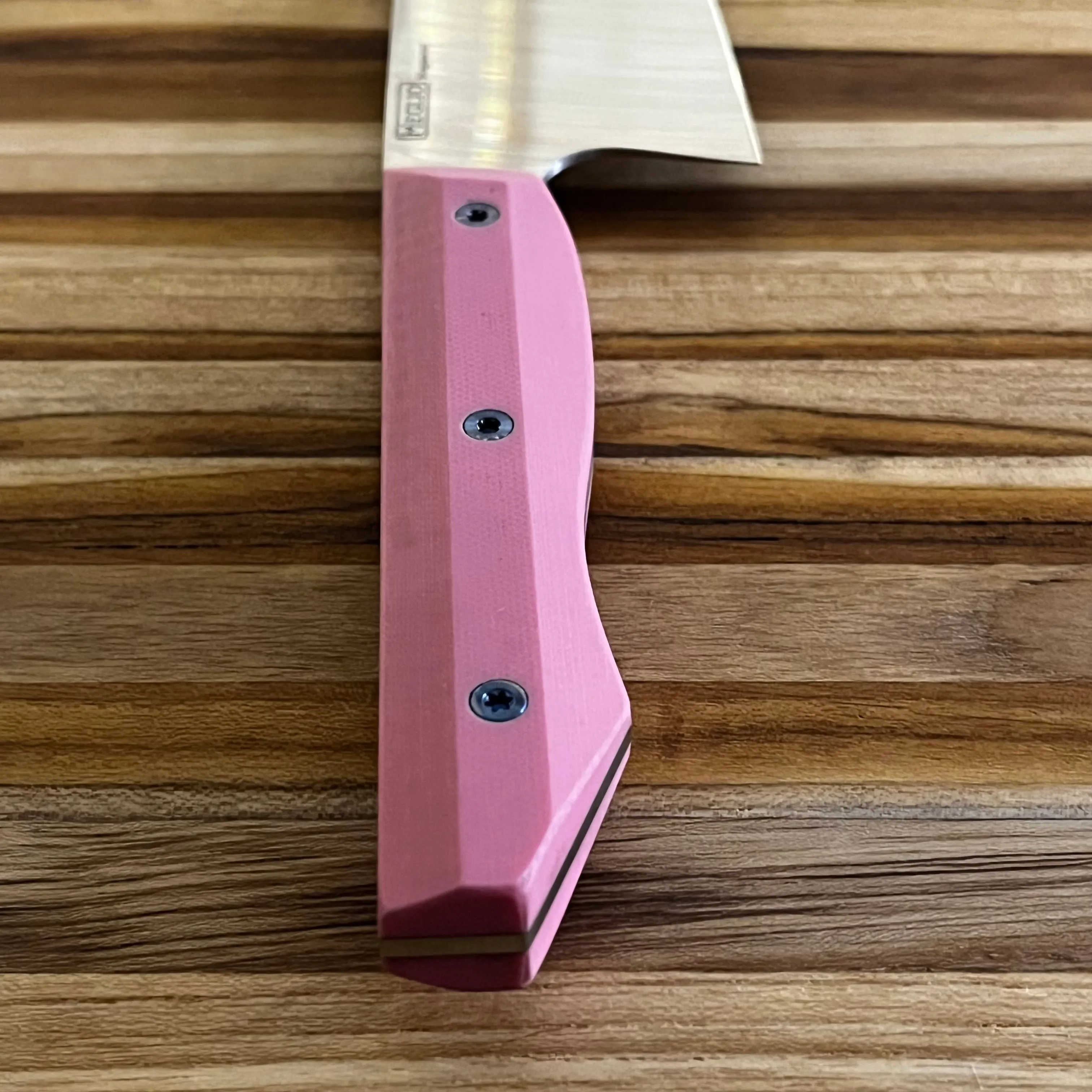 Meglio Production 8" Satin Kiritsuke 2.0 w/ Pink G10 Handle