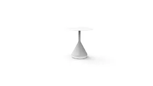 Nina dining table