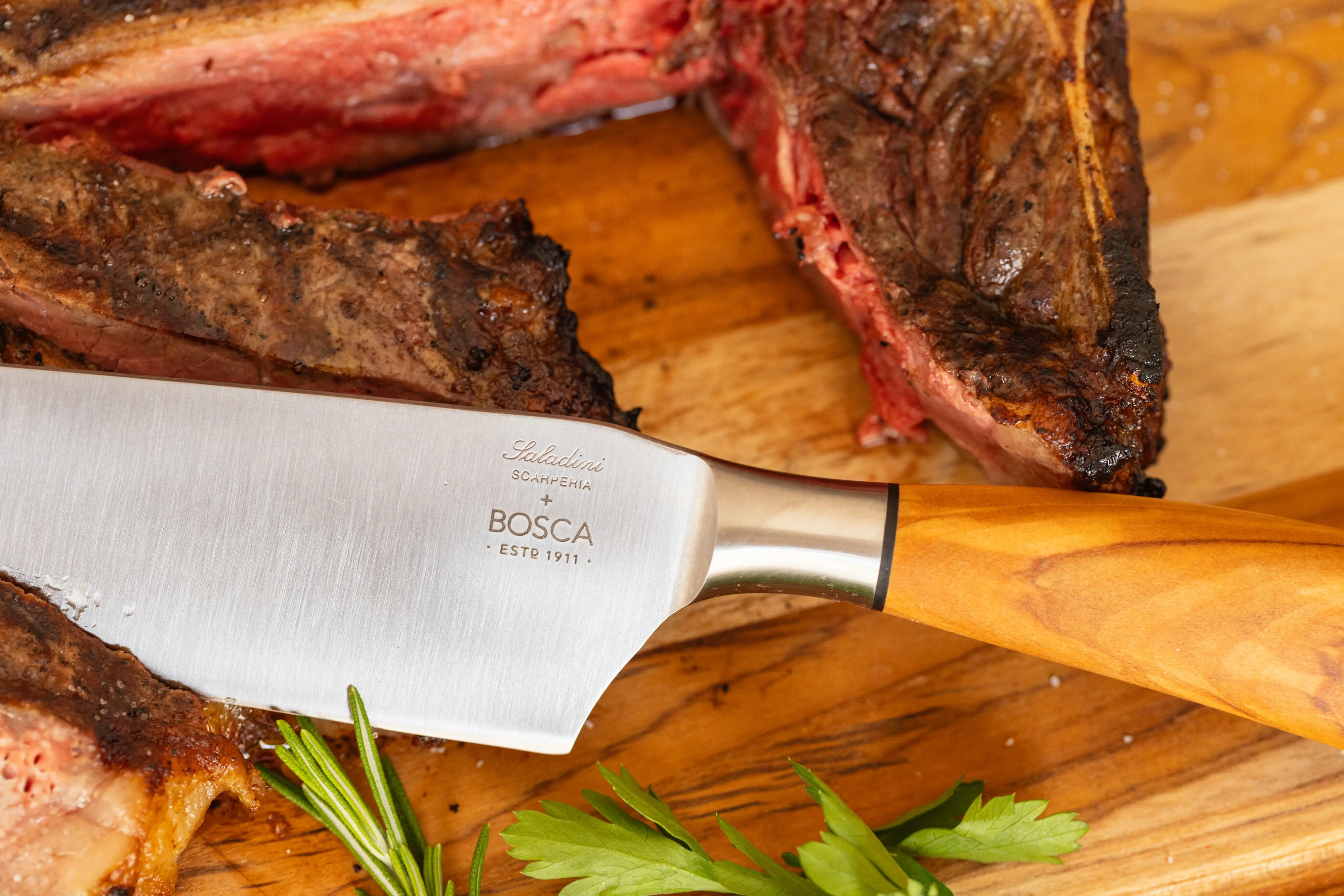Olive   Steel Chefs Knife w/ Leather Sheath