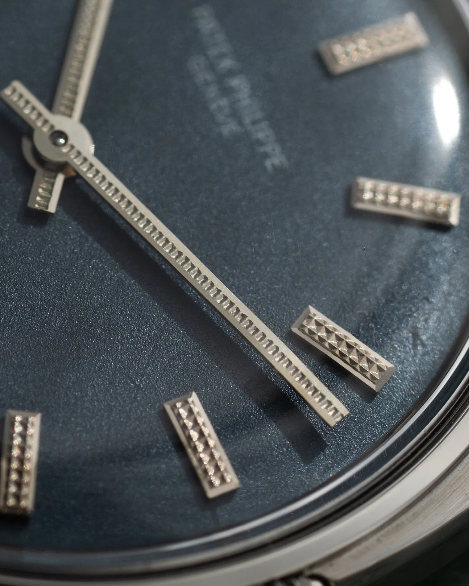 Patek Philippe カラトラバ 3574 SS ブルーダイアル アーカイブ付き