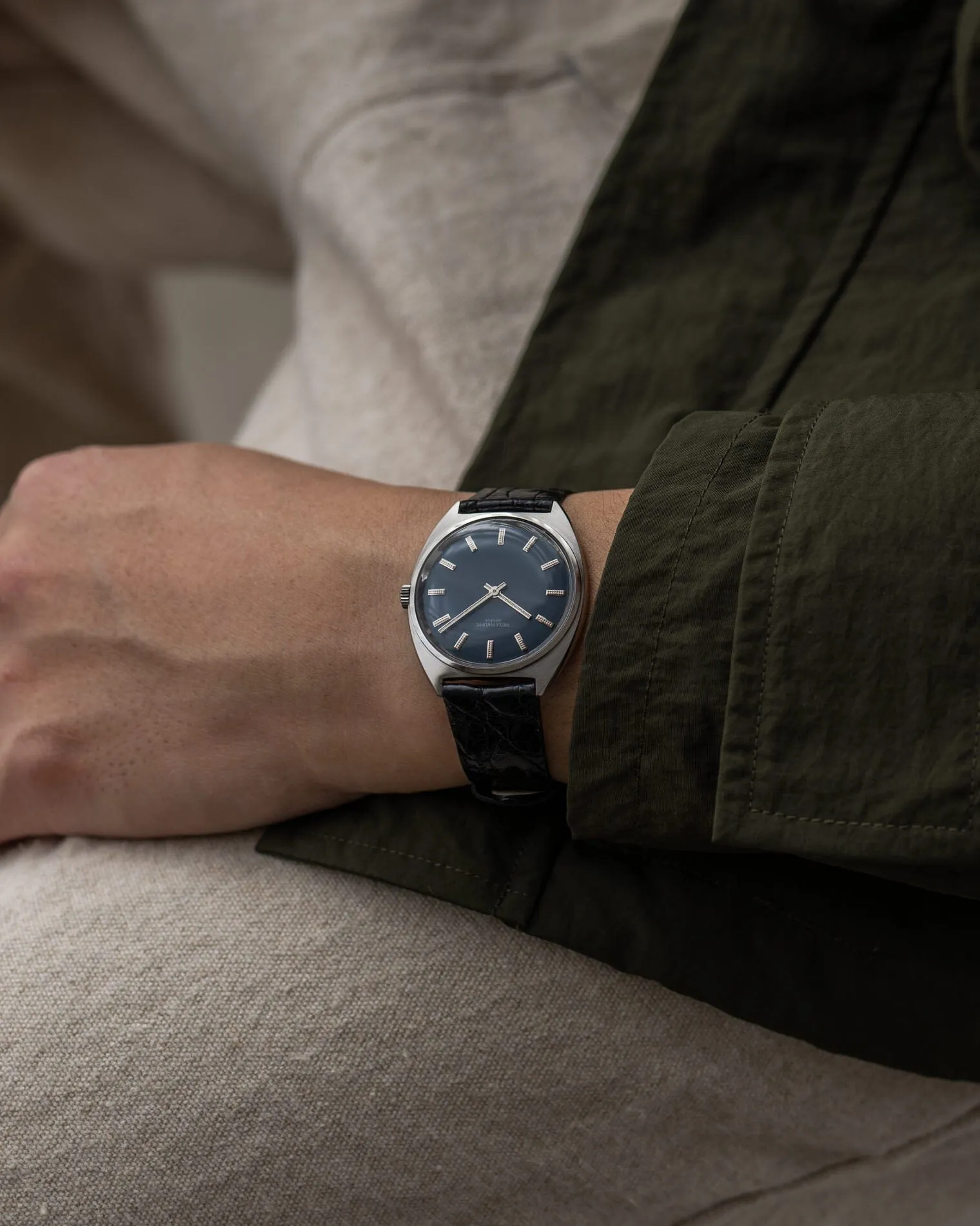 Patek Philippe カラトラバ 3574 SS ブルーダイアル アーカイブ付き
