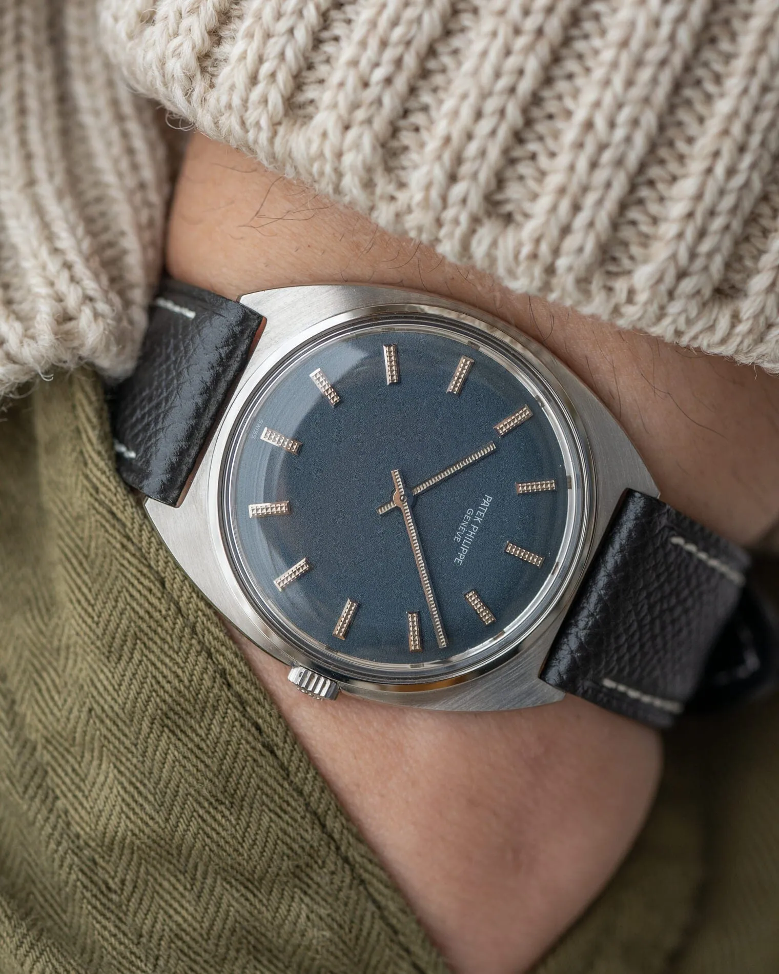 Patek Philippe カラトラバ 3574 SS ブルーダイアル アーカイブ付き