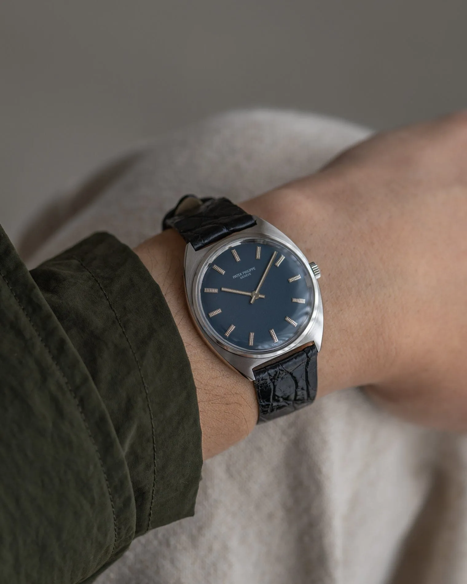 Patek Philippe カラトラバ 3574 SS ブルーダイアル アーカイブ付き