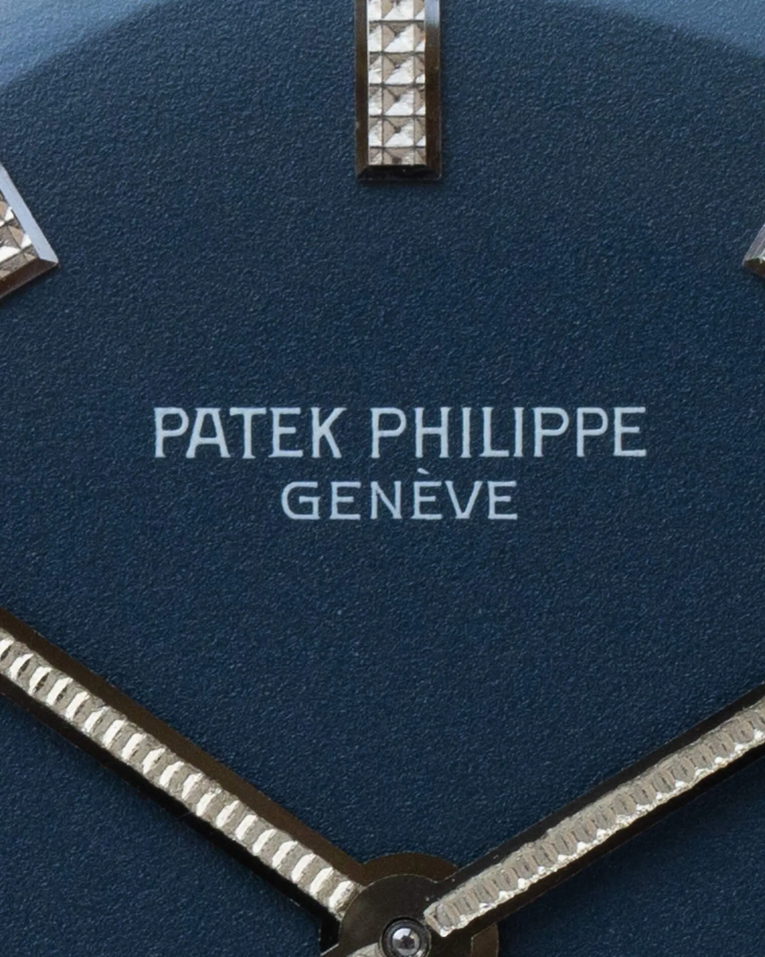 Patek Philippe カラトラバ 3574 SS ブルーダイアル アーカイブ付き