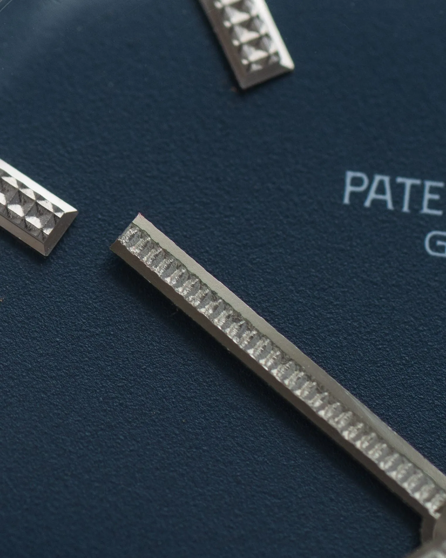 Patek Philippe カラトラバ 3574 SS ブルーダイアル アーカイブ付き