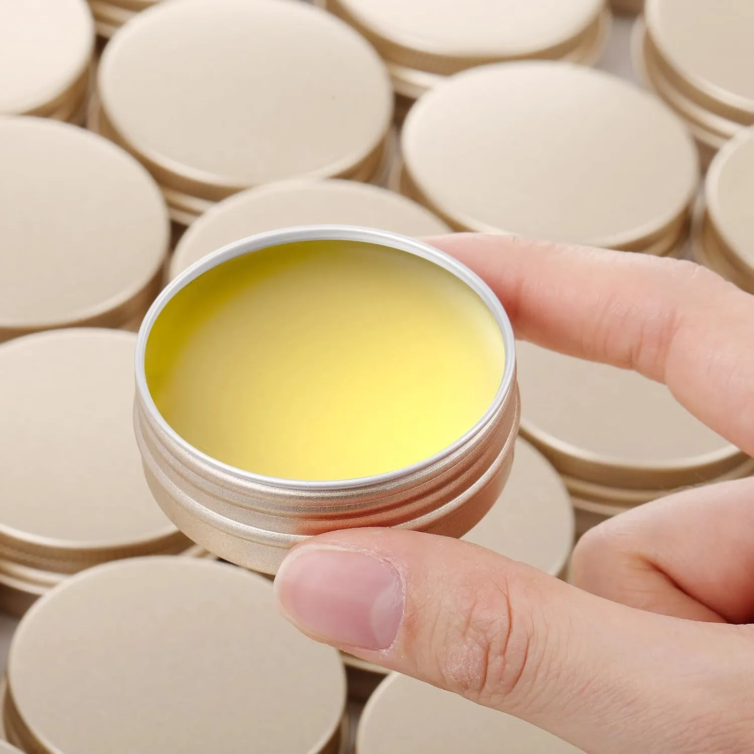 Patelai 64 Pieces Lip Balm Tin Containers Screw Top Round Tin Cans Aluminum Jar with Screw Lid, Empty Bottle Travel Cosmetic Sample Container for DIY(1 oz,Champagne)