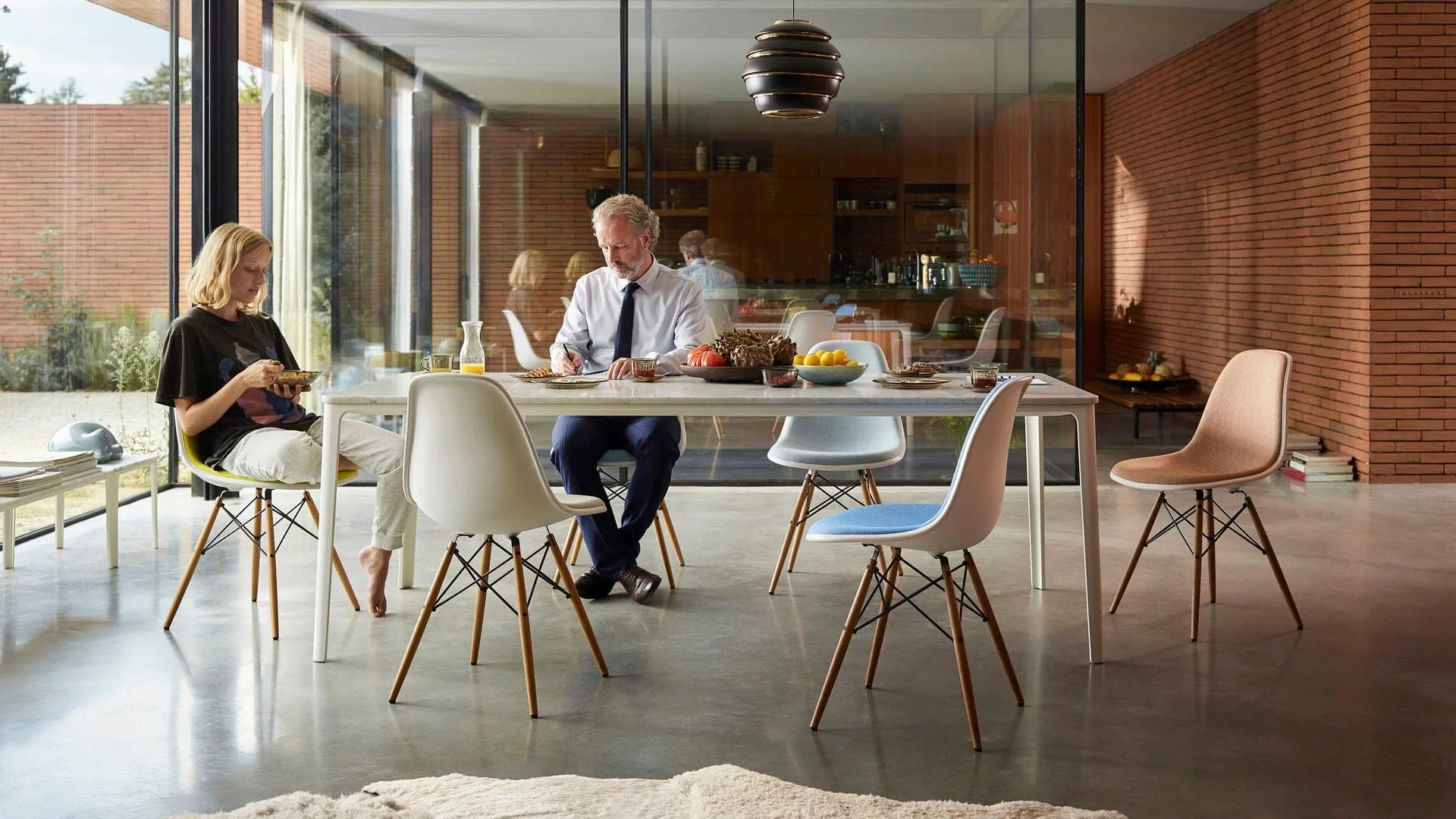 Plate Rectangular Table