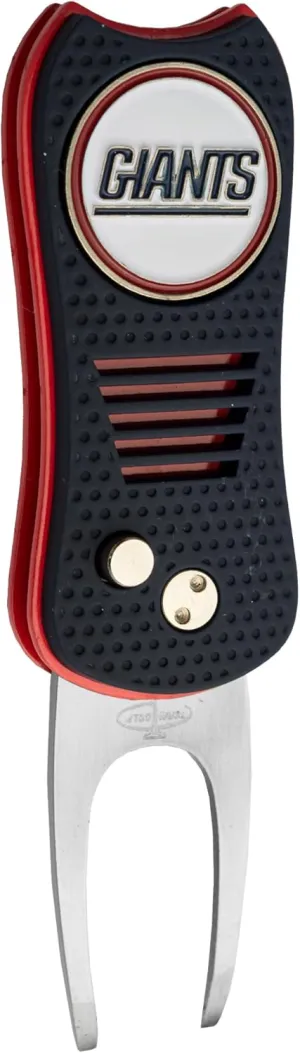 Team Golf NFL Switchblade Divot Tool with Double-Sided Magnetic Ball Marker, Features Patented Single Prong Design, Causes Less Damage to Greens, Switchblade Mechanism