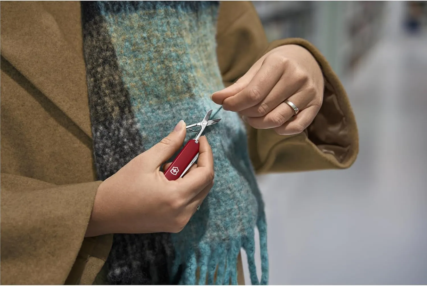 Victorinox Swiss Army Classic SD Pocket Knife, Red