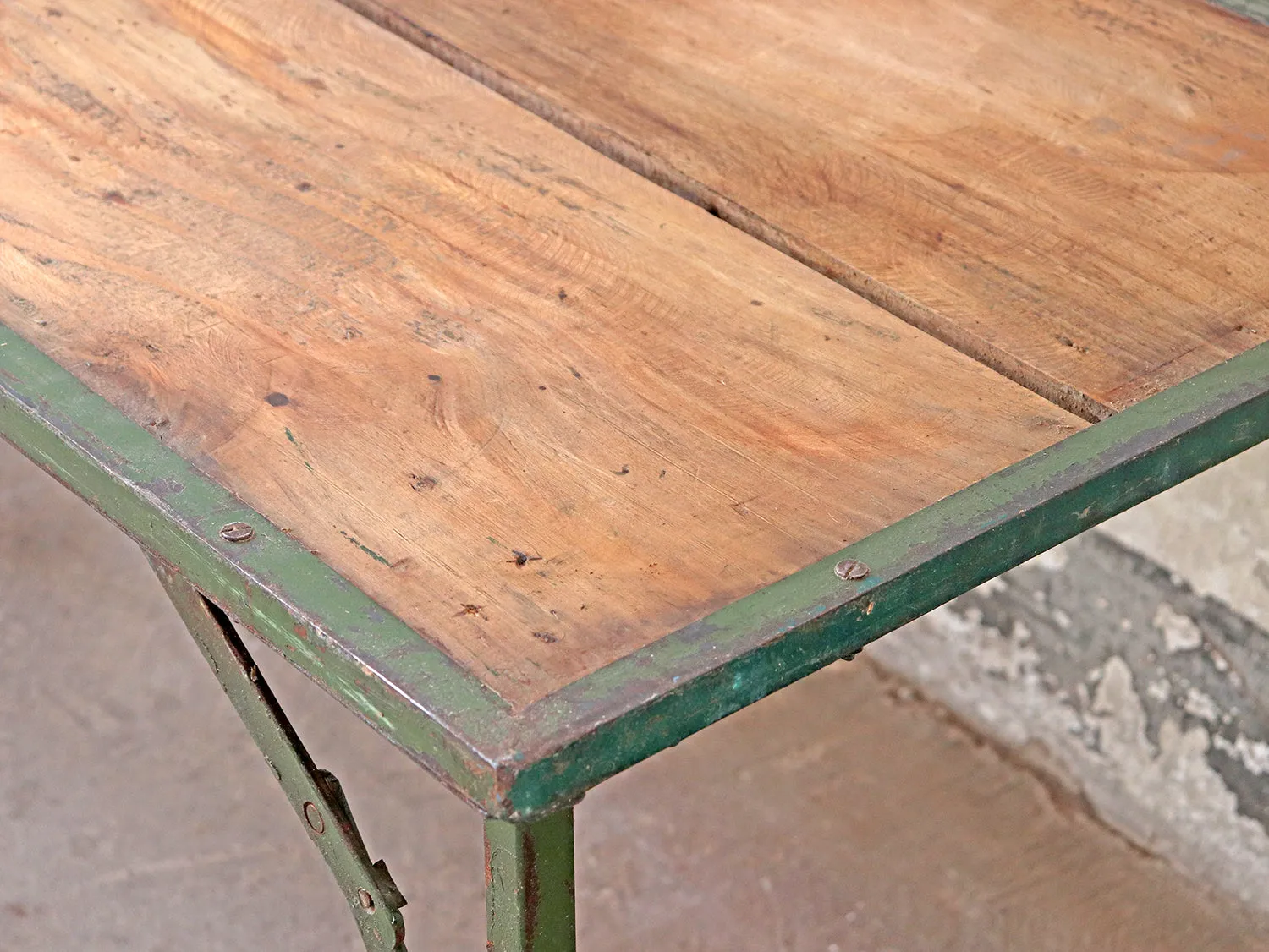 Vintage Folding Table - Green