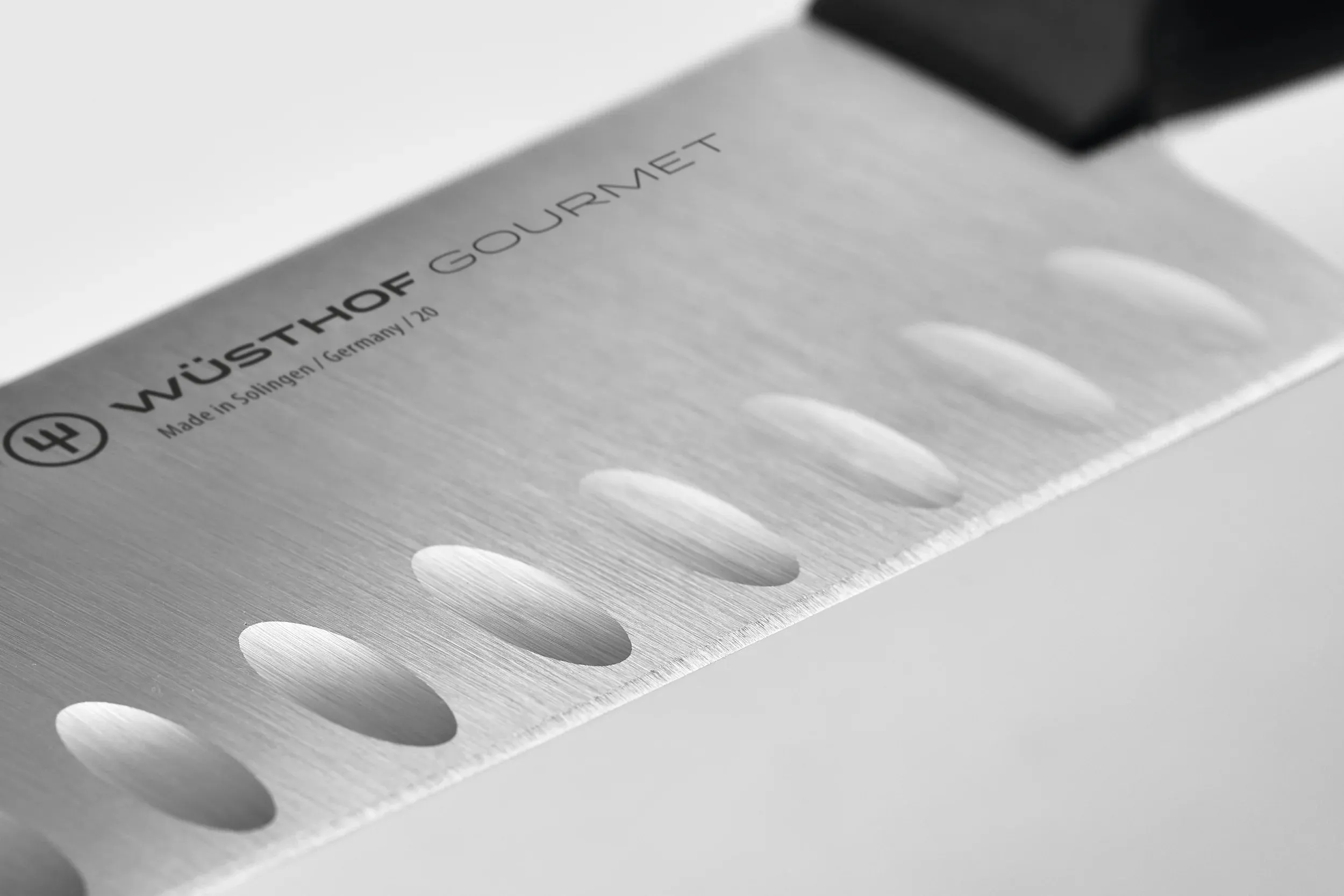 Wusthof Gourmet 2-Piece Asian Chef's Set | 3" Paring Knife and 7" Santoku, Black