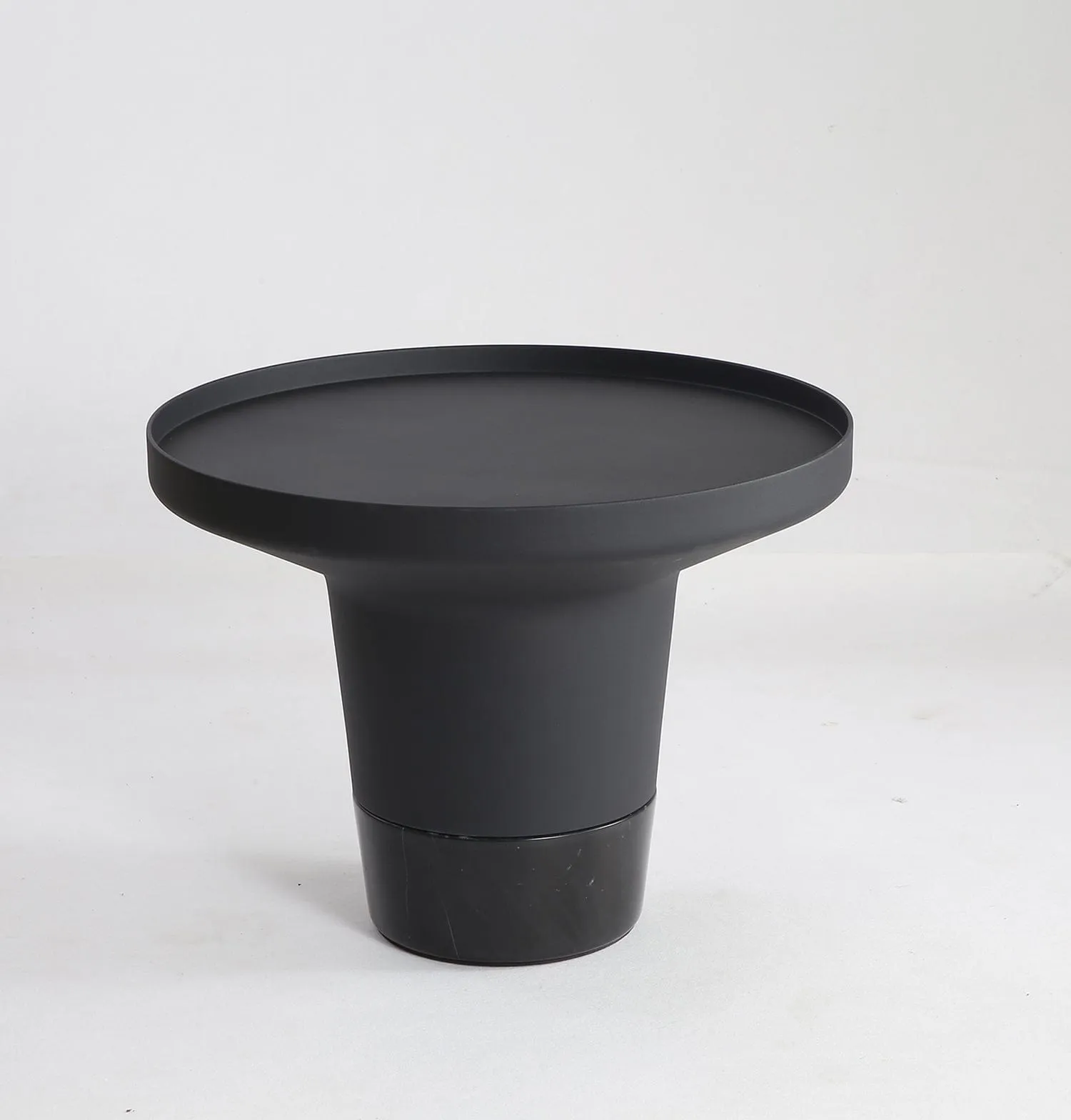 Zélie Side Table - Black